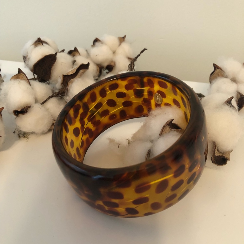 Joan Rivers Animal Print Acrylic Bangle